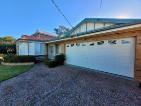 Gregory's Place - Amazing Family Home In Vincentia
